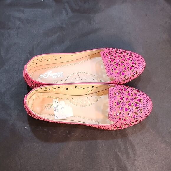 BRAND NEW FOREVER WIDE WITHD  COMFORTABLE BALLERINA RHINESTONE LASER CUT LOAFER - Picture 9 of 16